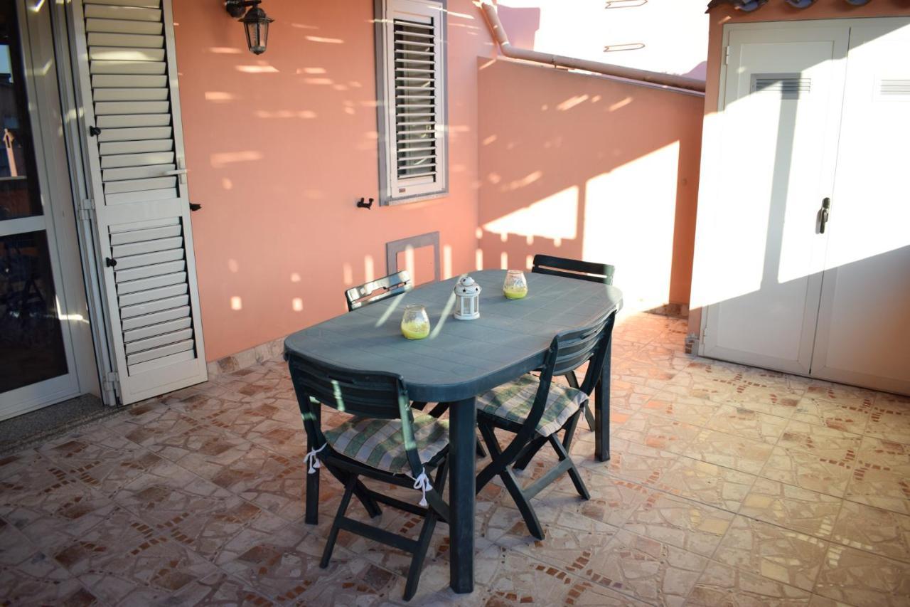 Apartamento Costa Del Sinis Cabras Exterior foto