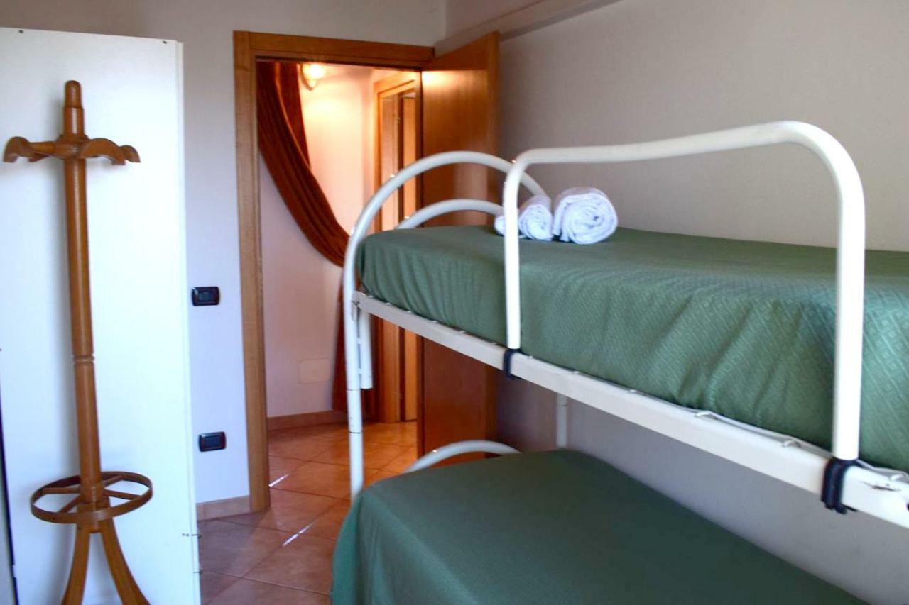 Apartamento Costa Del Sinis Cabras Exterior foto